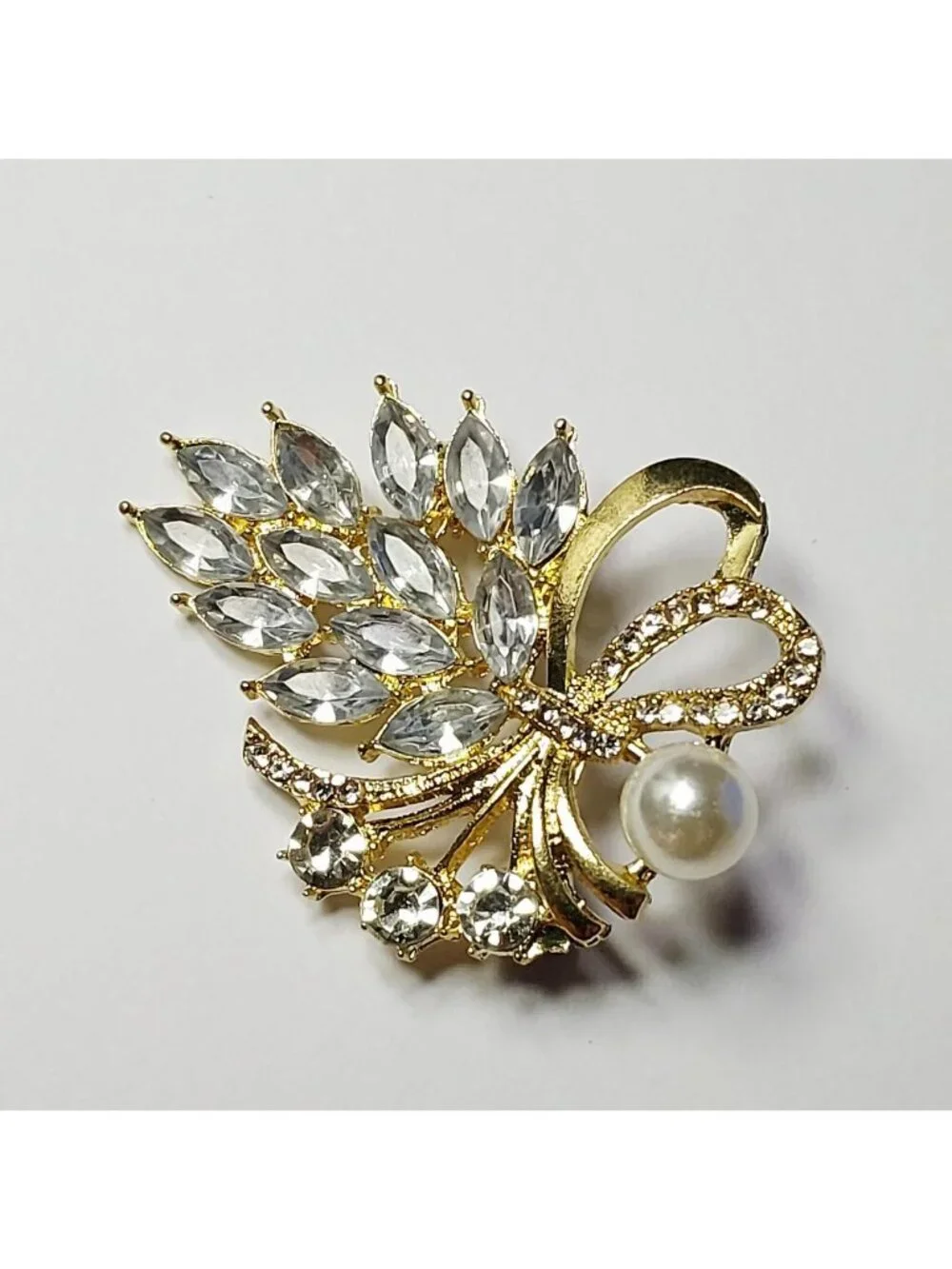 Set Of 9 Gold Tone brooches lot bundle brand new